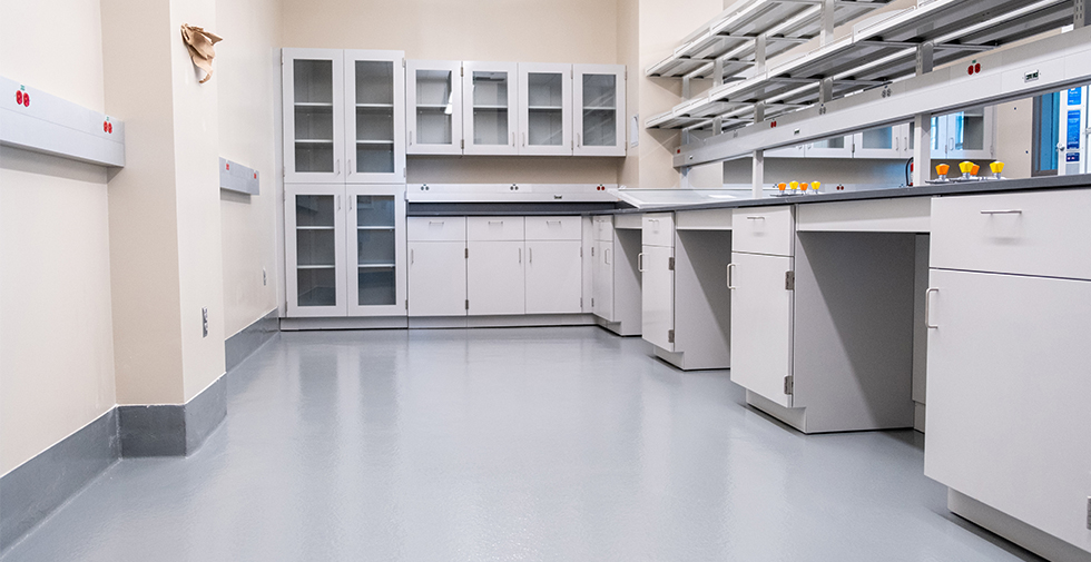 industrial epoxy flooring in laboratory